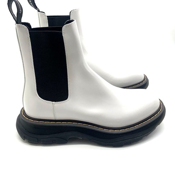 Alexander McQueen Men's Tread Chelsea Boot - Picture 1 of 6